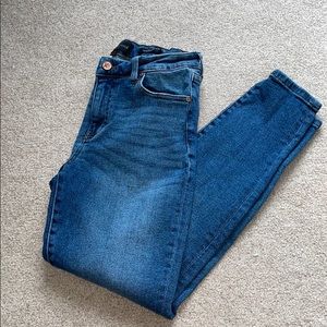 Kendall & Kylie skinny jeans